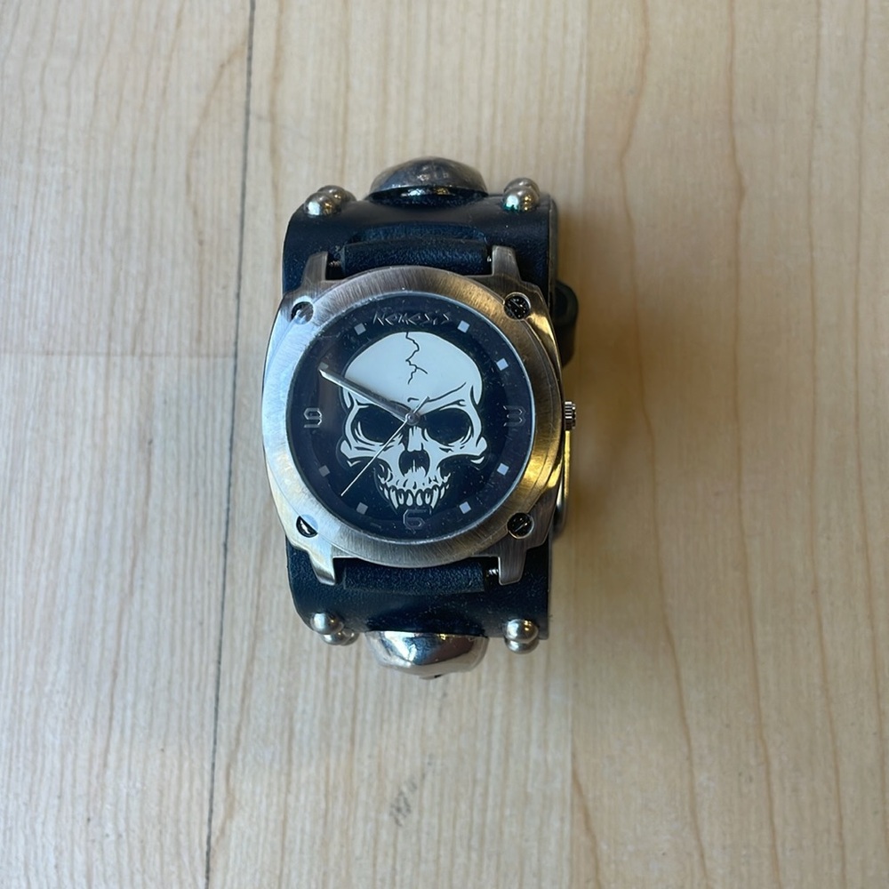Nemesis - Scull Studded Watch, O/S, color black. - Picture 3 of 5